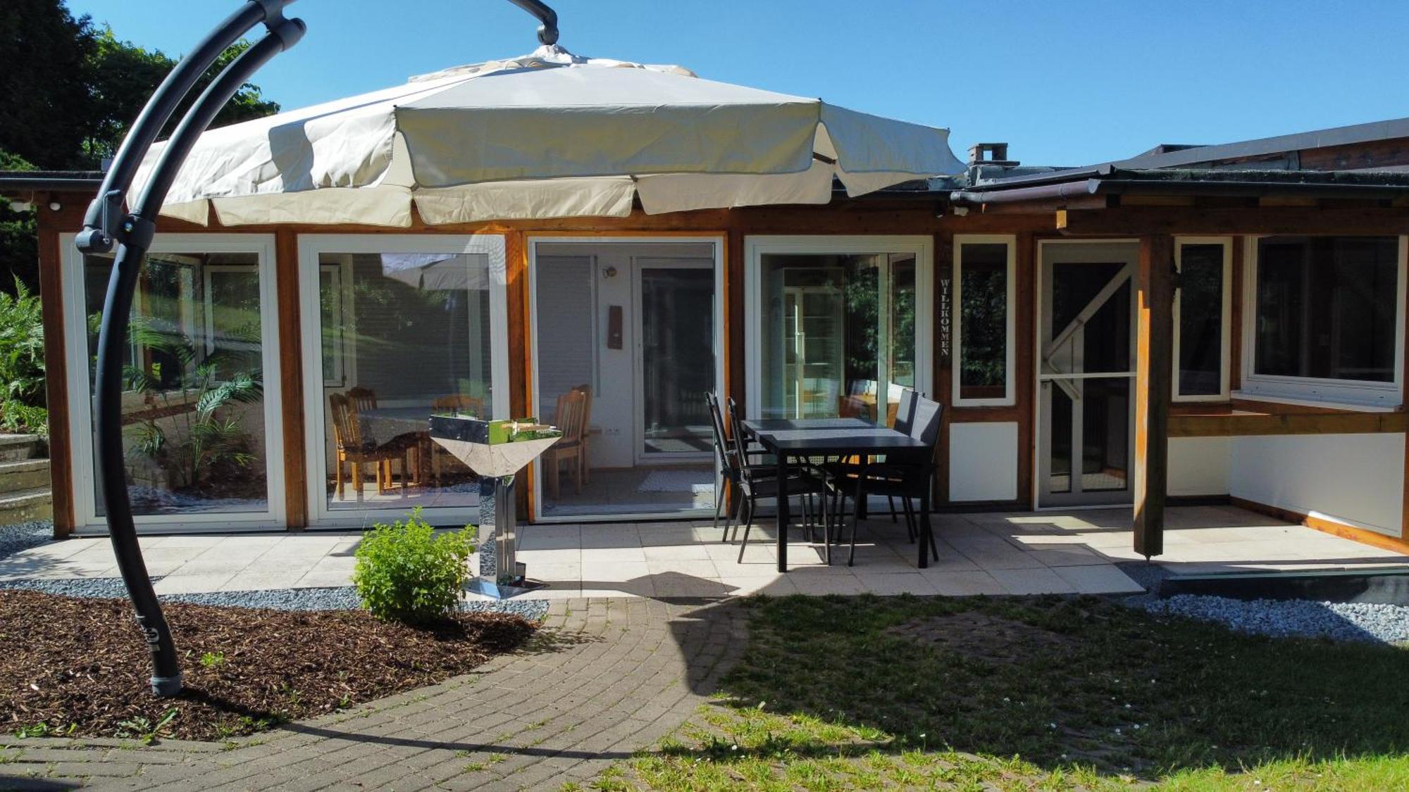 Ferienhaus Berghausen Am Hennesee Meschede Eksteriør bilde